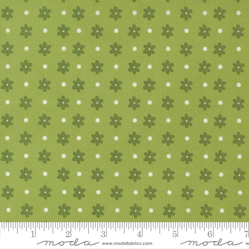 Poinsettia and Pear Blossoms Fresh Grass - Quilt Fabric