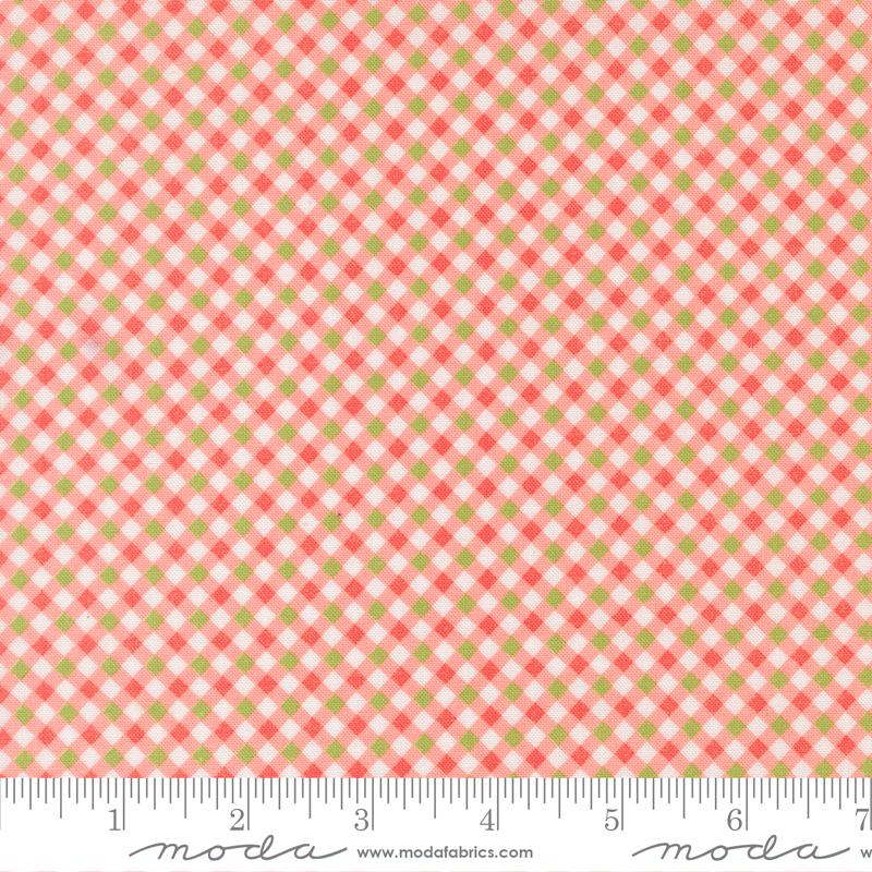 Poinsettia and Pear Gingham Carnation - Quilt Fabric