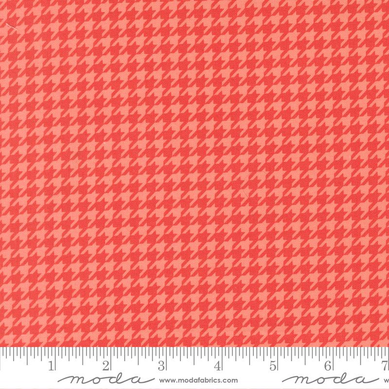 Poinsettia and Pear Houndstooth Geranium - Quilt Fabric