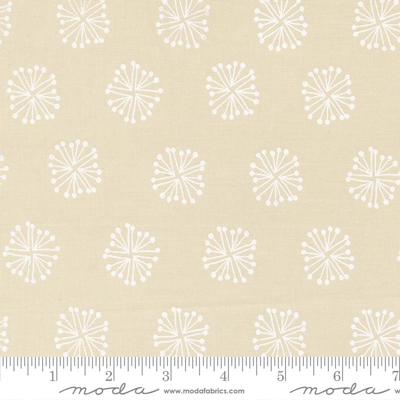 Peachy Flowers Eggshell - Quilt Fabric
