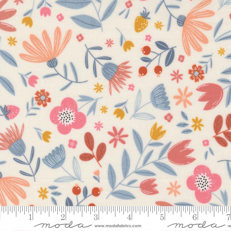 Blossoms And Blooms Flowers Pearl - Quilt Fabric
