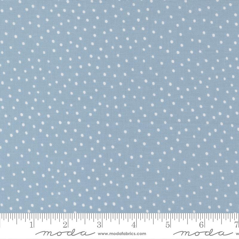 Blossoms And Blooms Dots Sky - Quilt Fabric