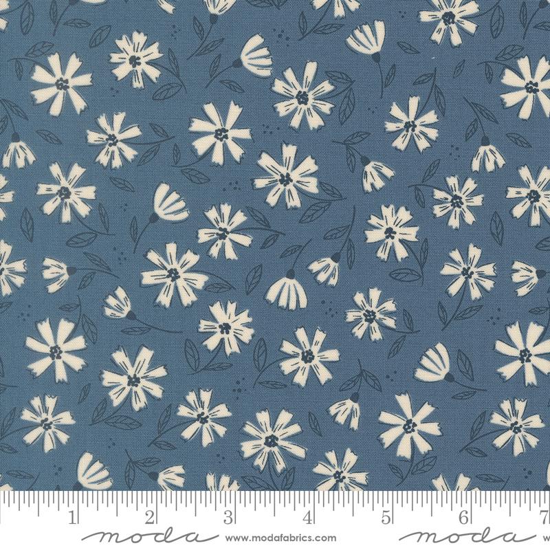 Natures Sketchbook Flower Dusk - Quilt Fabric