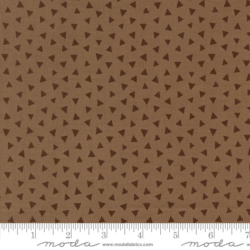 Wildly Cute Safari Triangles Bark - Quilt Fabric, zoomed in. Select this picture to zoom back out.