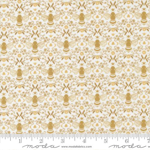 Midnight In Garden Mist Gold - Honeybee Toile - Quilt Fabric