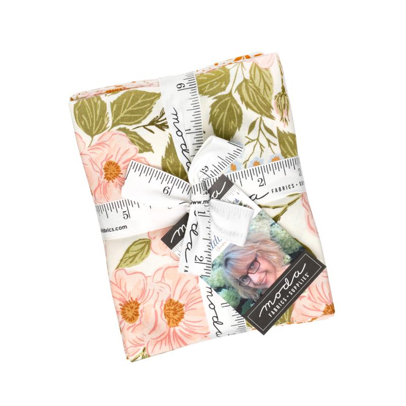 Wildbriar - Fat Quarter Bundle, zoomed in. Select this picture to zoom back out.