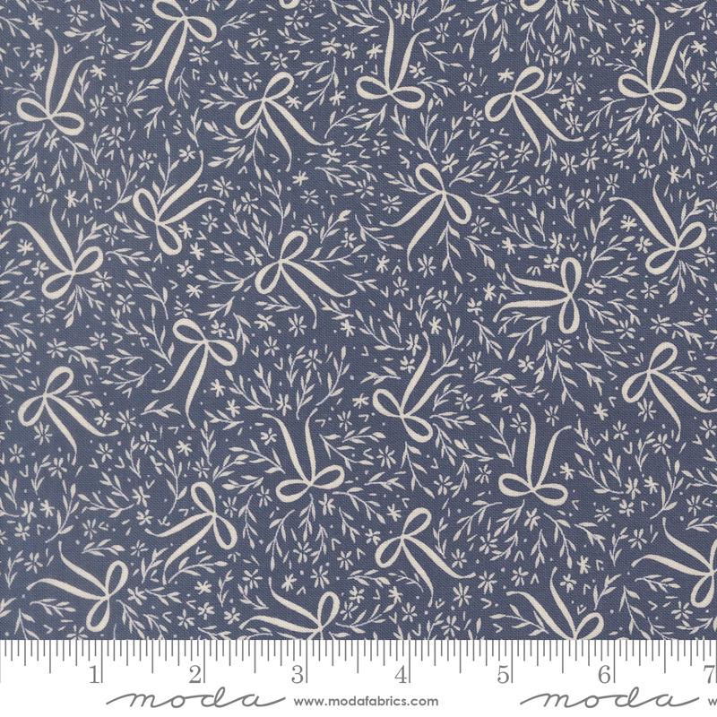 Wildbriar Bows Maine Blueberry - Quilt Fabric, zoomed in. Select this picture to zoom back out.