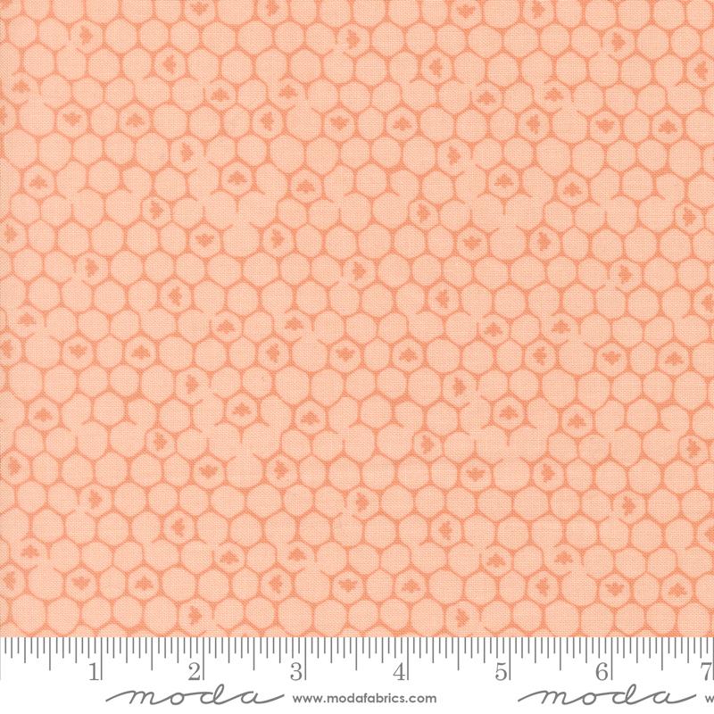 Wildbriar Honeycomb Blush - Quilt Fabric, zoomed in. Select this picture to zoom back out.