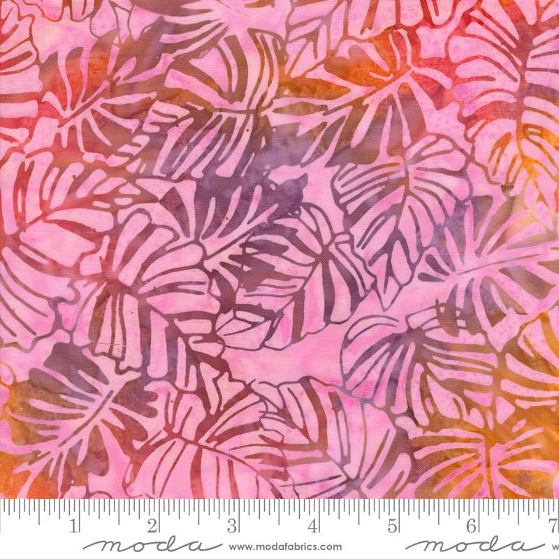 Berrylicious Batiks Leaf - Strawberry - Quilt Fabric