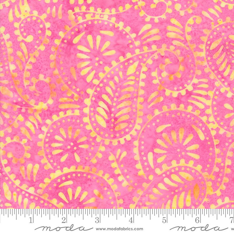 Berrylicious Batiks Paisley - Strawberry - Quilt Fabric