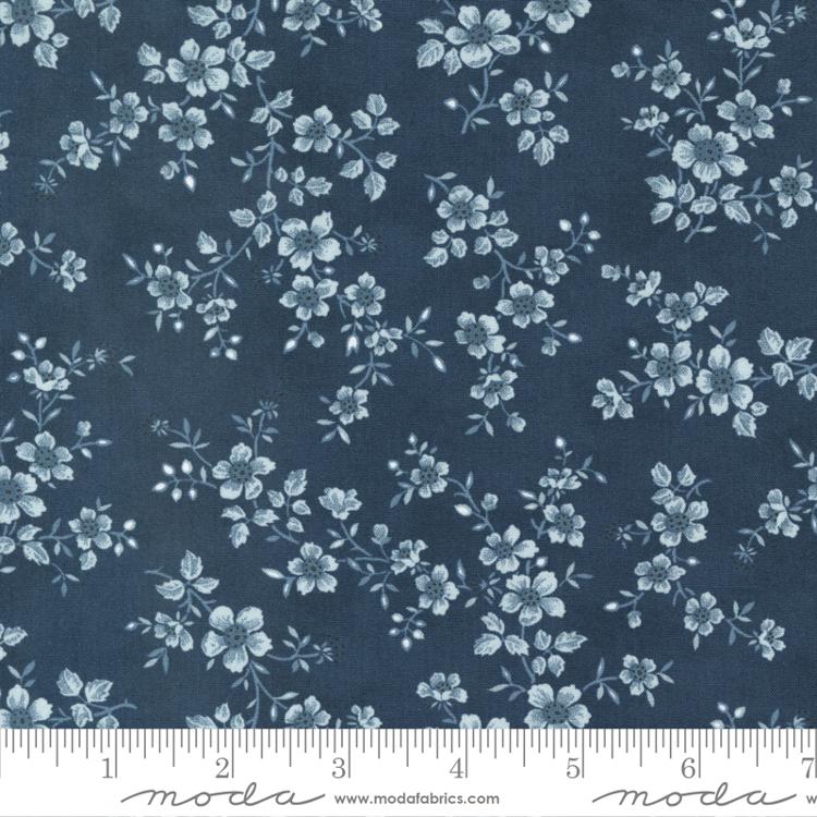 Cascade Midnight - Garden Blooms Florals - Quilt Fabric