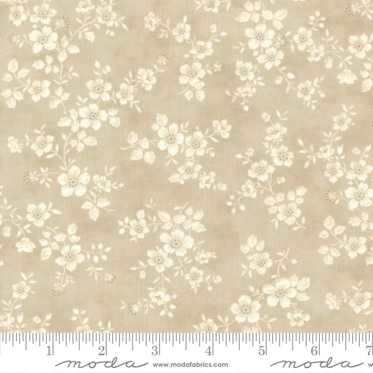 Cascade Mist - Garden Blooms Florals - Quilt Fabric