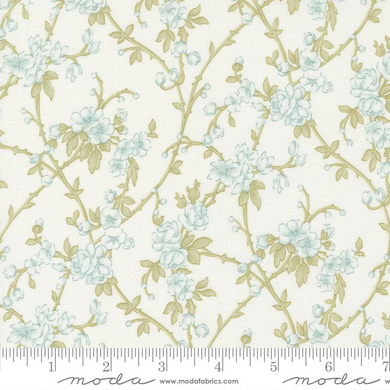 Honeybloom Milk - Quilt Fabric