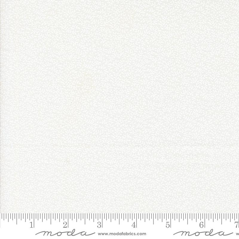 Muse Leaf Porcelain White - Quilt Fabric