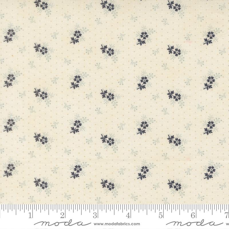 Breathtaking Blues Blooms Porcelain - Quilt Fabric