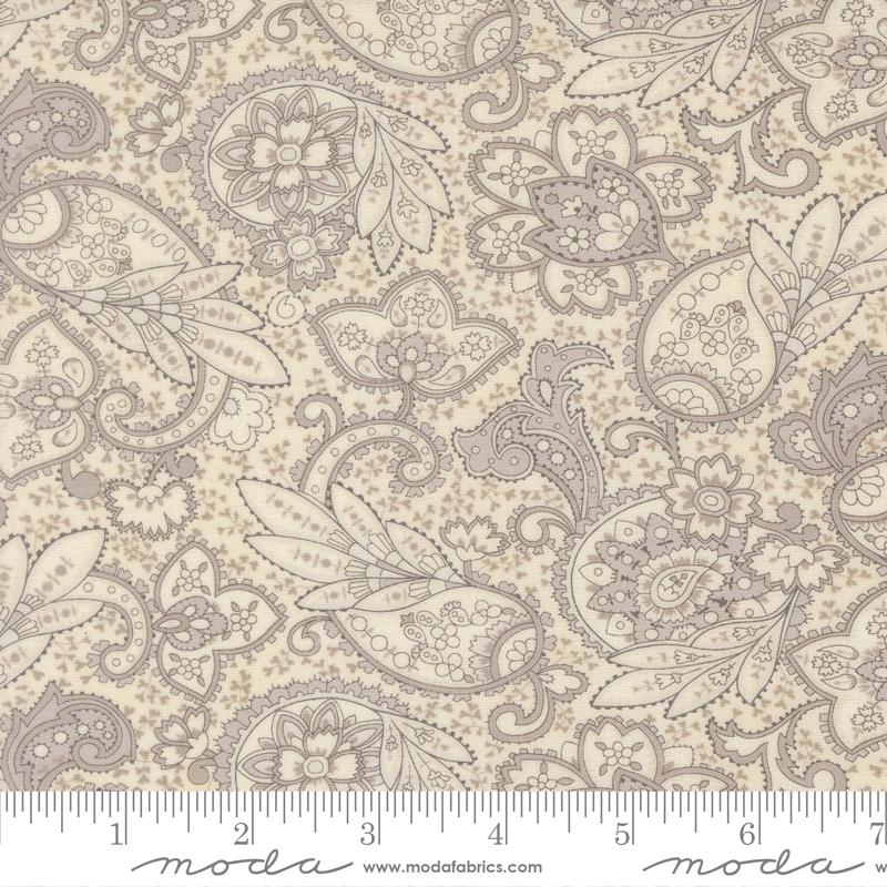 Ambiance Paisley Porcelain Silver - Quilt Fabric