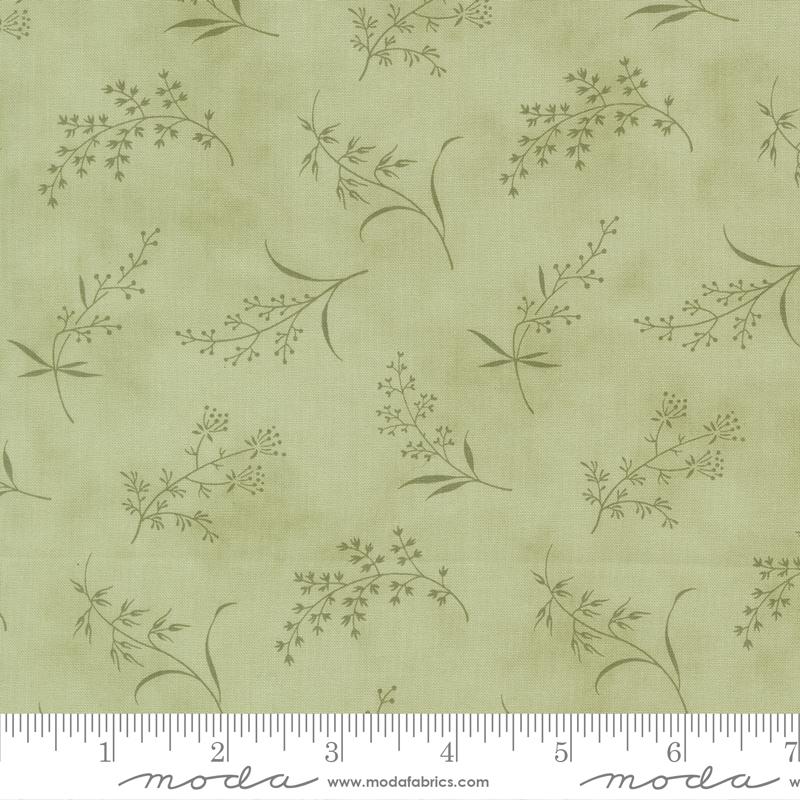 Ambiance Dainty Flower Mist - Quilt Fabric