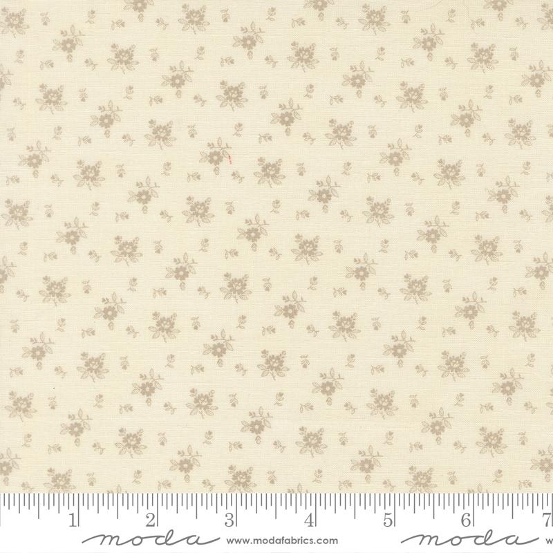 Ambiance Flowers Porcelain Silver - Quilt Fabric