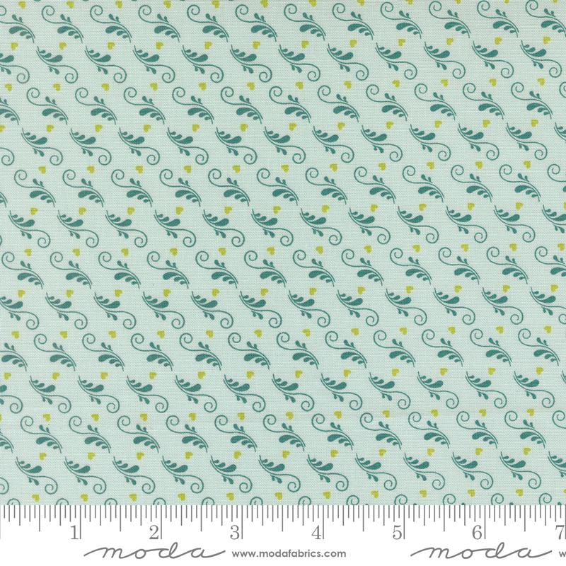 Legendary Love Hearts - Aqua - Quilt Fabric