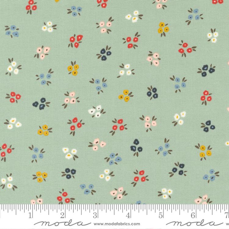 Dawn On The Prairie Dusty Mist - Sweet Ditsy - Quilt Fabric