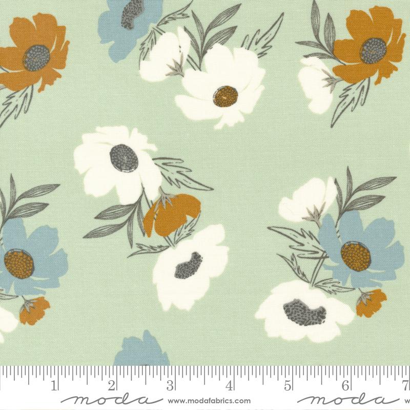 Woodland Wildflowers Bold Bloom - Pale Mint - Quilt Fabric