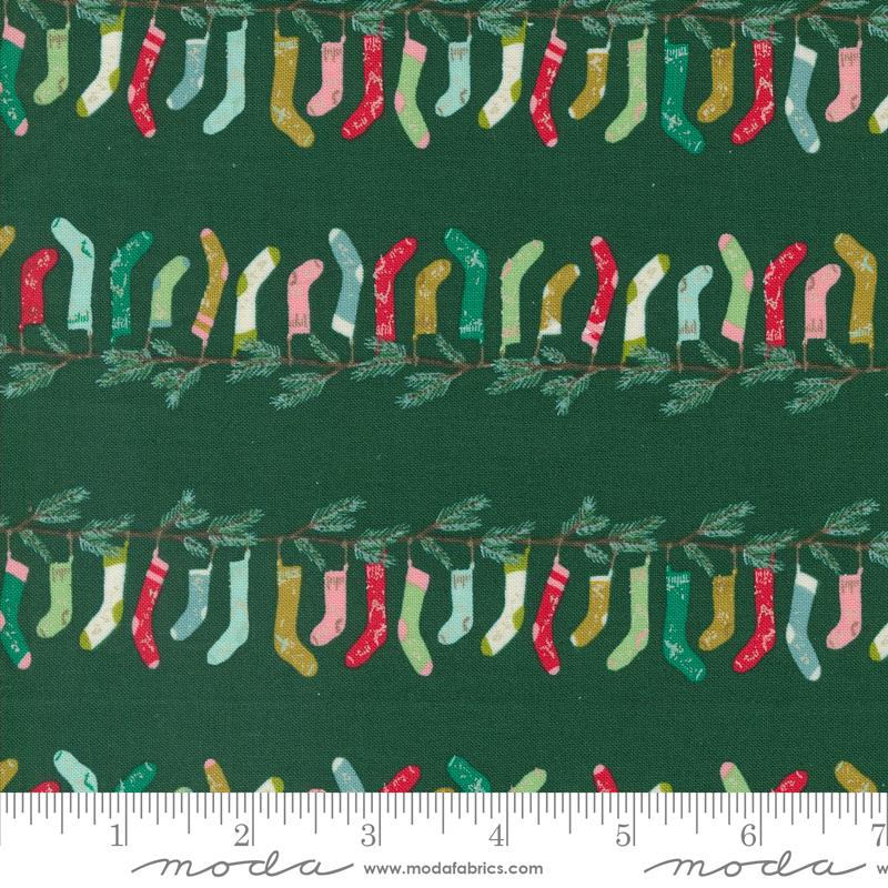Cozy Wonderland Pine - Quilt Fabric
