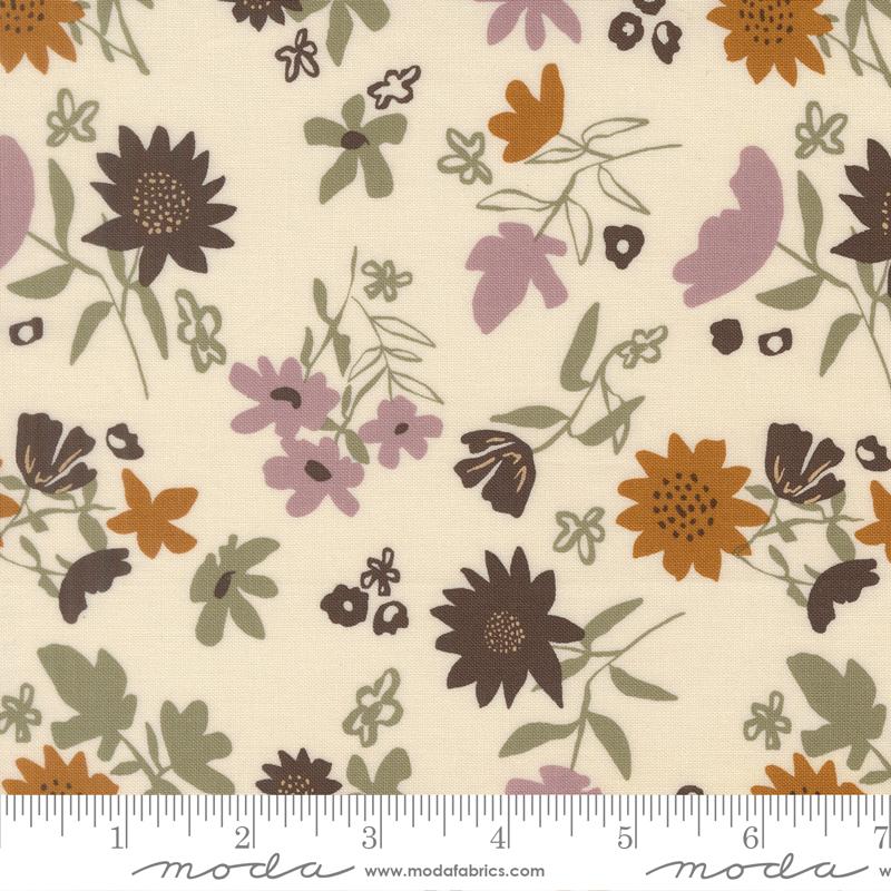 Windfall Flower Eggshell - Quilt Fabric
