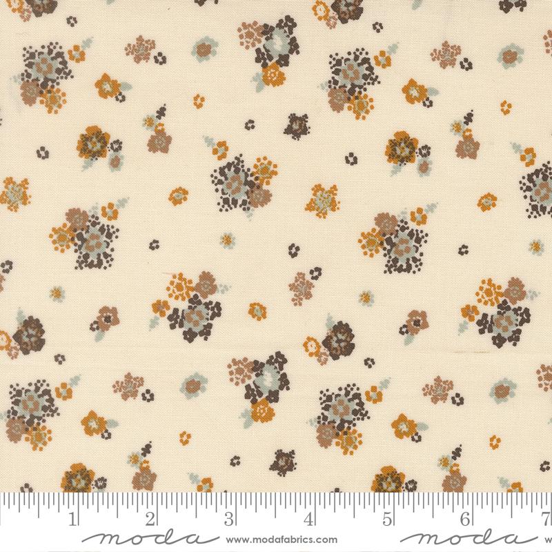 Wellspring Blooms Eggshell - Quilt Fabric