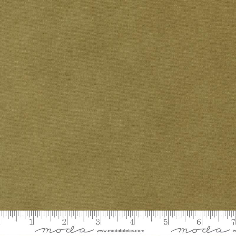 Collections Essence Solid Clover - Quilt Fabric