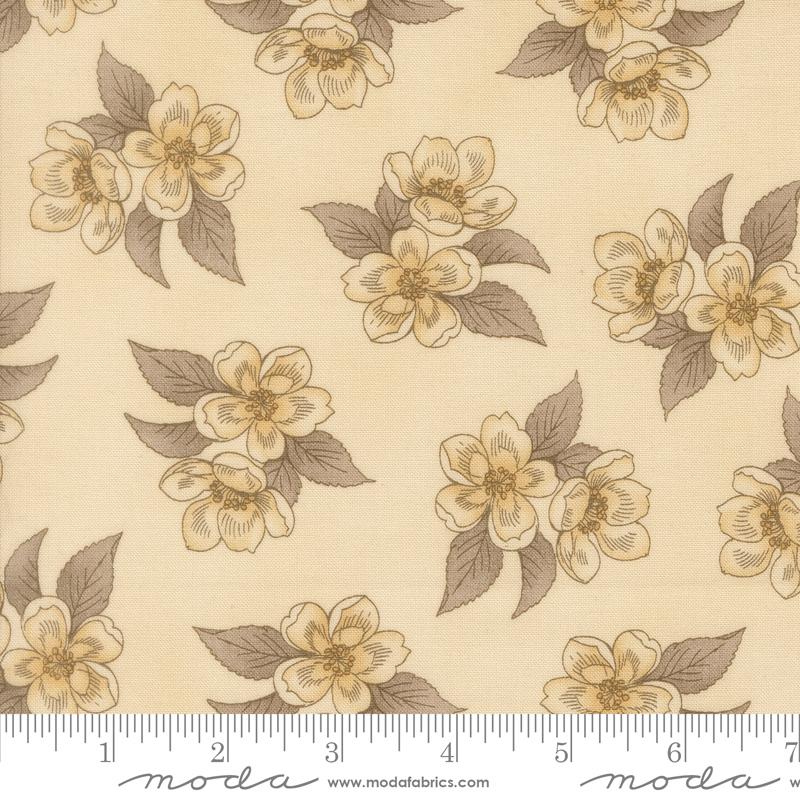 Collections Magnolia Flower Ivory - Quilt Fabric, zoomed in. Select this picture to zoom back out.