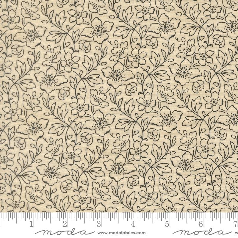 Collections Magnolia Bloom Ivory - Quilt Fabric, zoomed in. Select this picture to zoom back out.