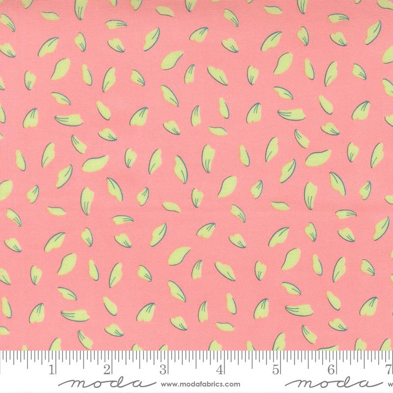 Honeyed Horizon Leaf Blush - Quilt Fabric
