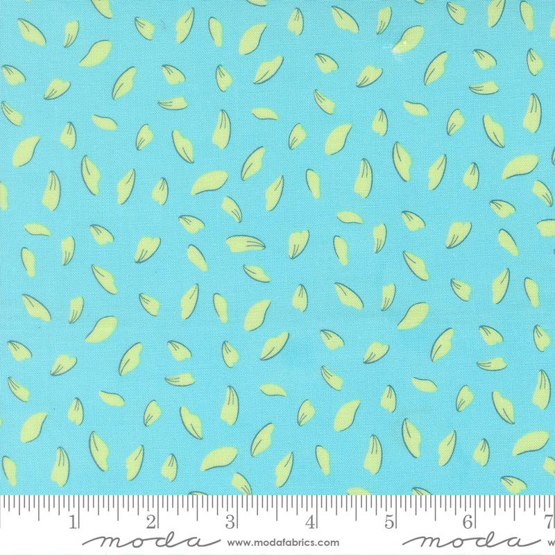 Honeyed Horizon Leaf Sky - Quilt Fabric