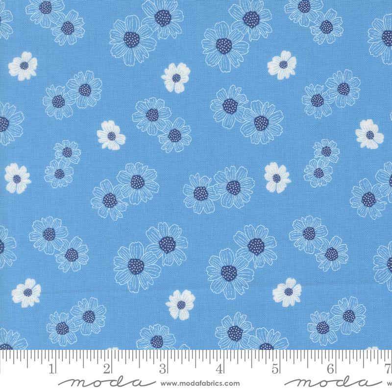 Catching Sunshine Blooms Skylight - Quilt Fabric, zoomed in. Select this picture to zoom back out.