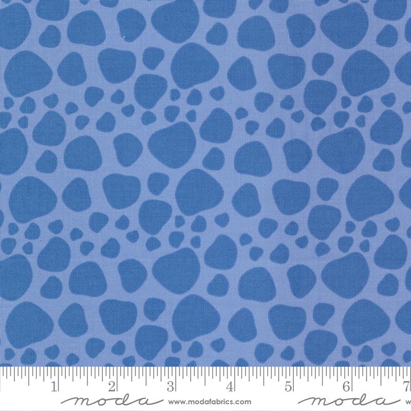 Creativity Roars Bluesky - Quilt Fabric