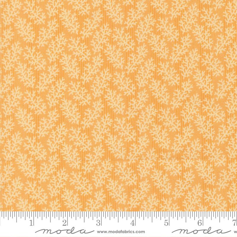 Miss Mollie Greenery Cheddar - Quilt Fabric