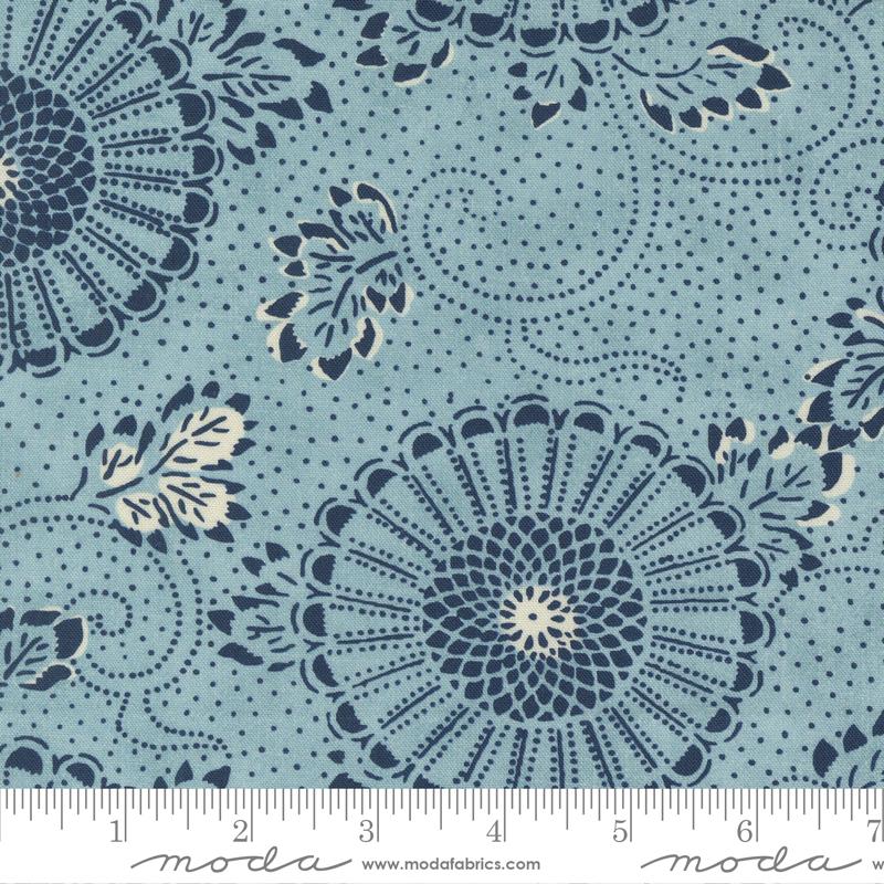 Indigo Blooming Water - Quilt Fabric