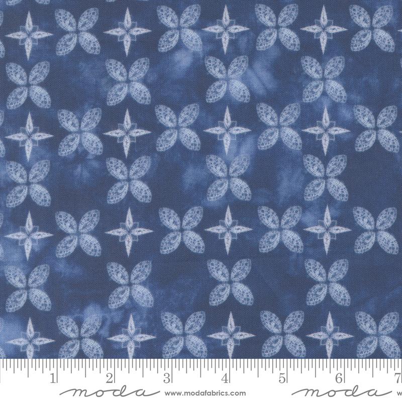 Winter Chill Flower Dusk - Quilt Fabric