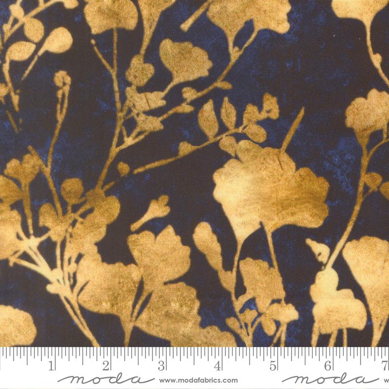 Tranquil Patina Leaf Midnight - Quilt Fabric