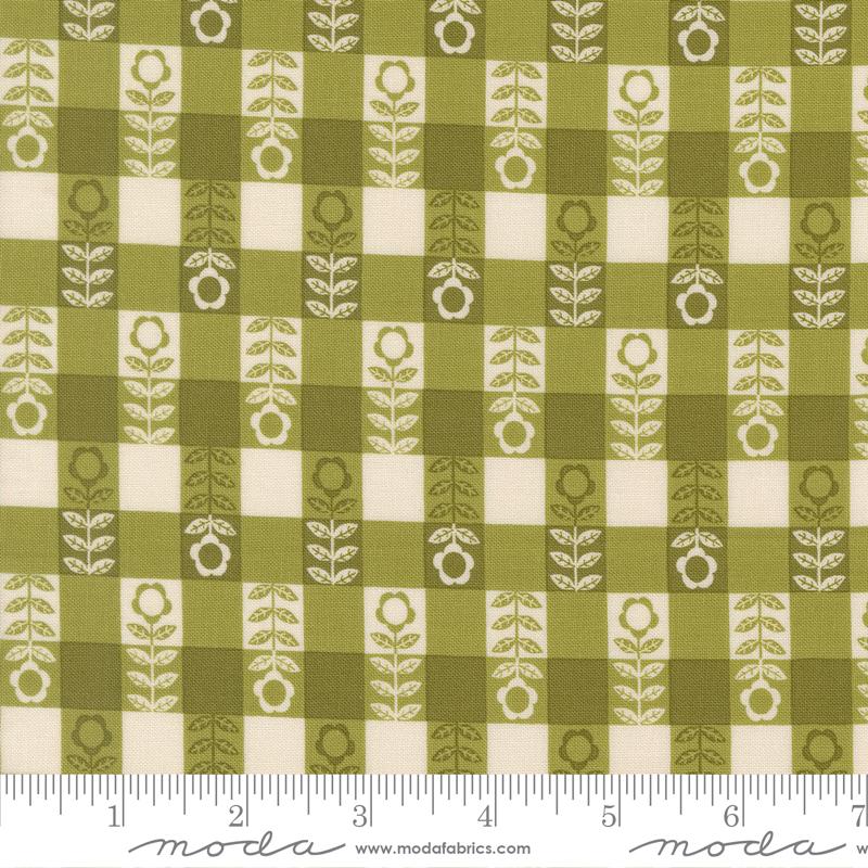 The Henhouse Gingham Grass - Quilt Fabric