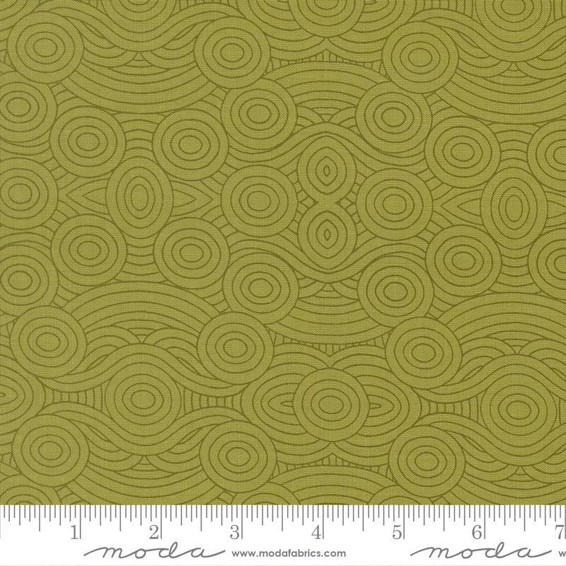 The Henhouse Swirls Grass - Quilt Fabric