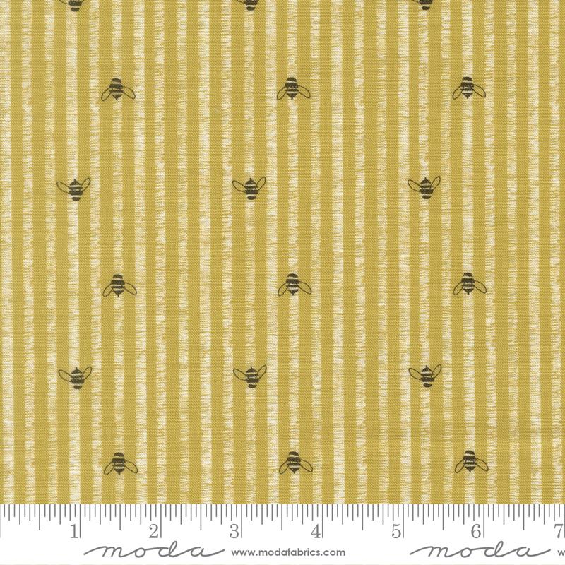 Pollinators Bee Stripes Golden - Quilt Fabric, zoomed in. Select this picture to zoom back out.