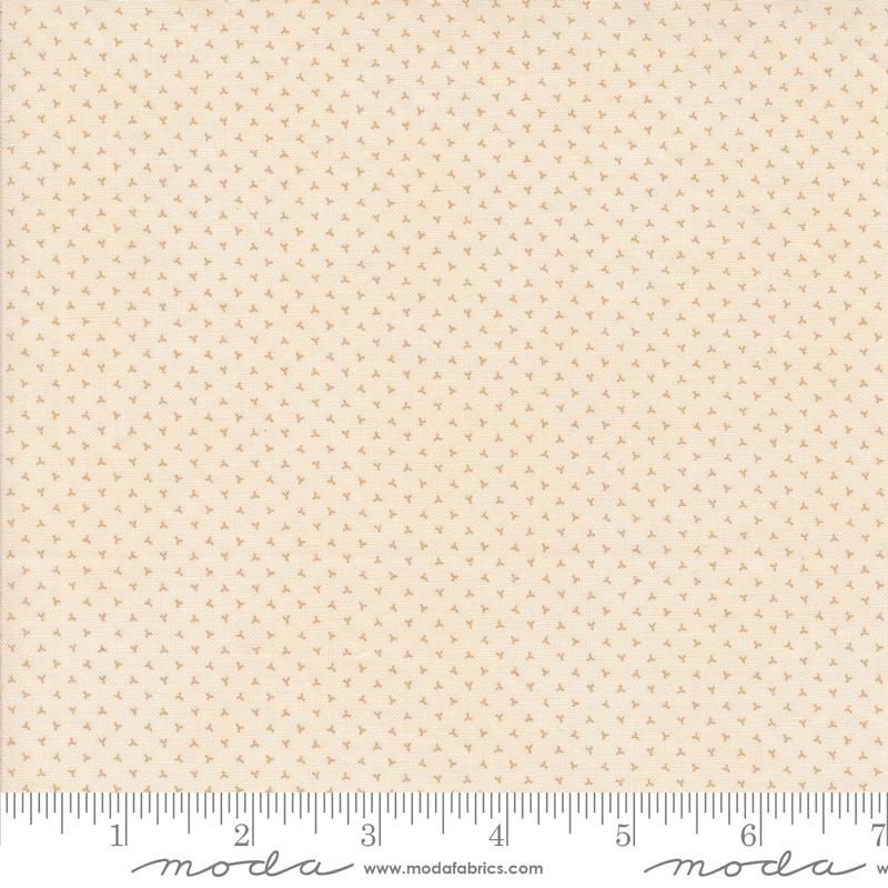 Pumpkin Spice Gatherings Dots Cream - Quilt Fabric