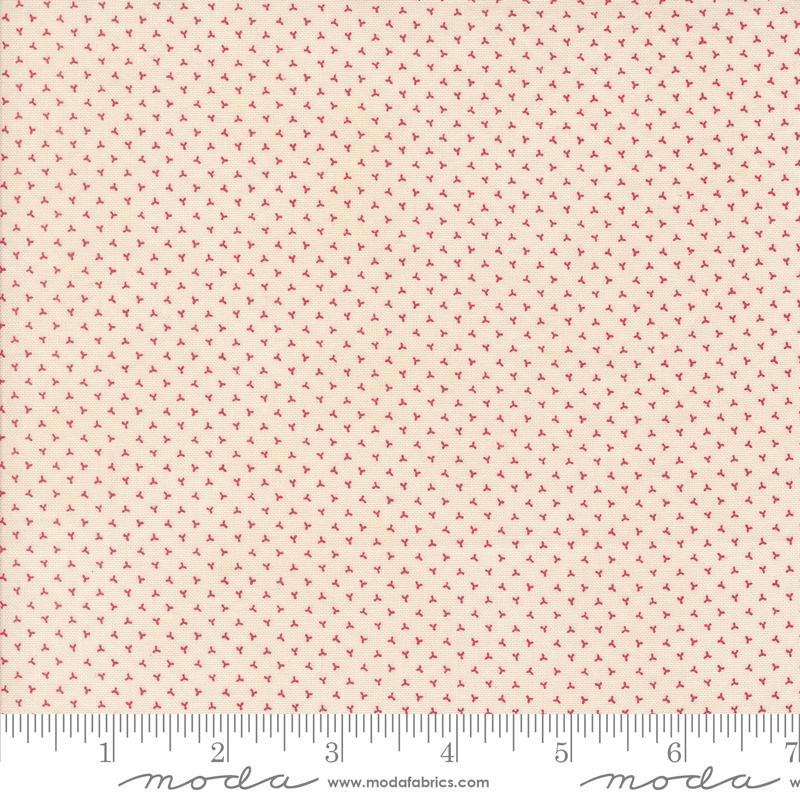 Pumpkin Spice Gatherings Dots Cream Apple - Quilt Fabric