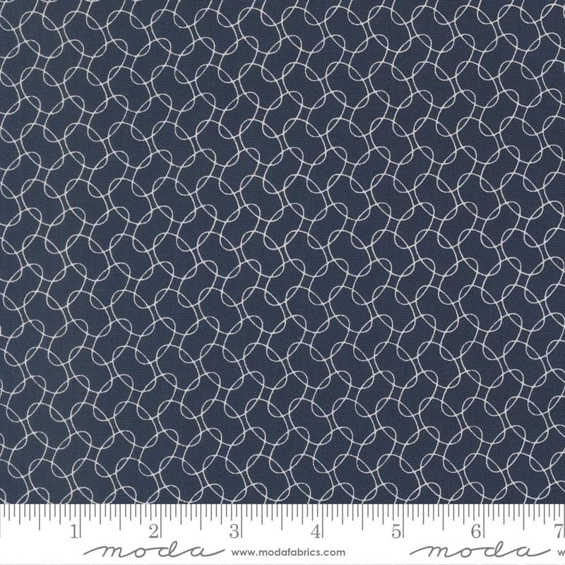 American Gatherings III Circle American Blue - Quilt Fabric