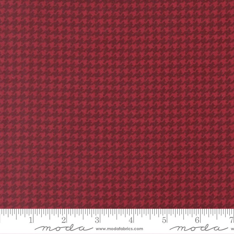 Flannel Gatherings Basics Houndstooth Brick - Quilt Fabric