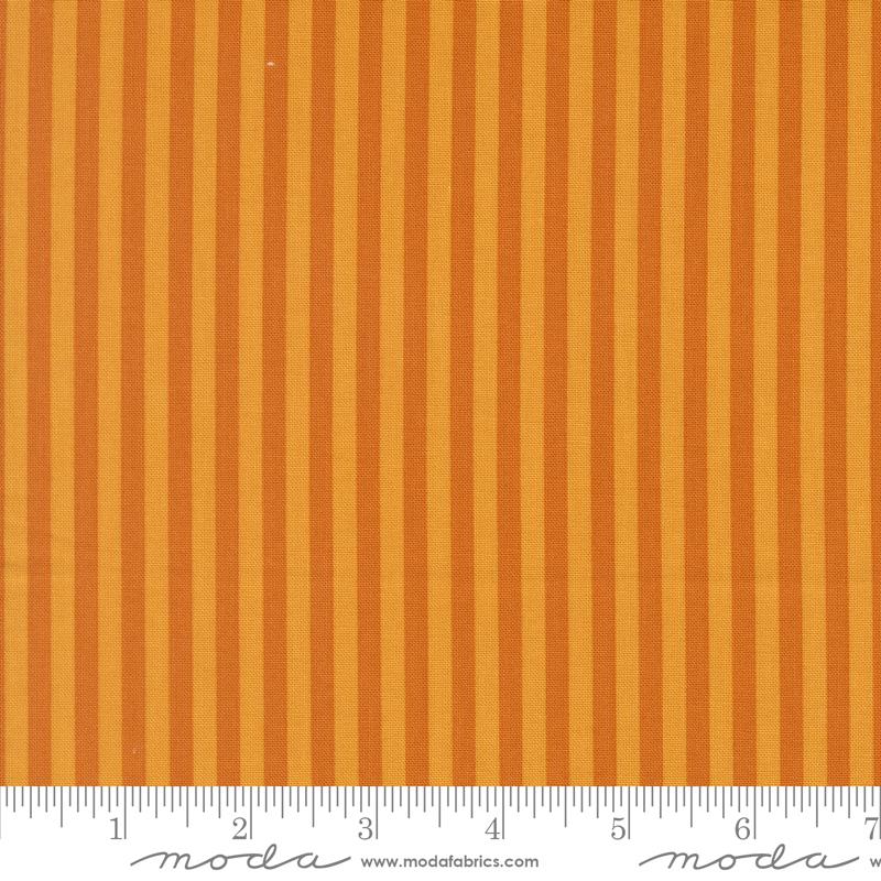 Popcorn Stripes Longhorn - Quilt Fabric, zoomed in. Select this picture to zoom back out.