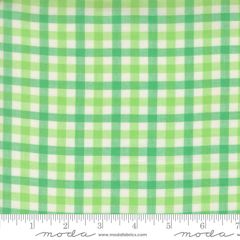 Popcorn Wovens Plaid Mint - Quilt Fabric, zoomed in. Select this picture to zoom back out.