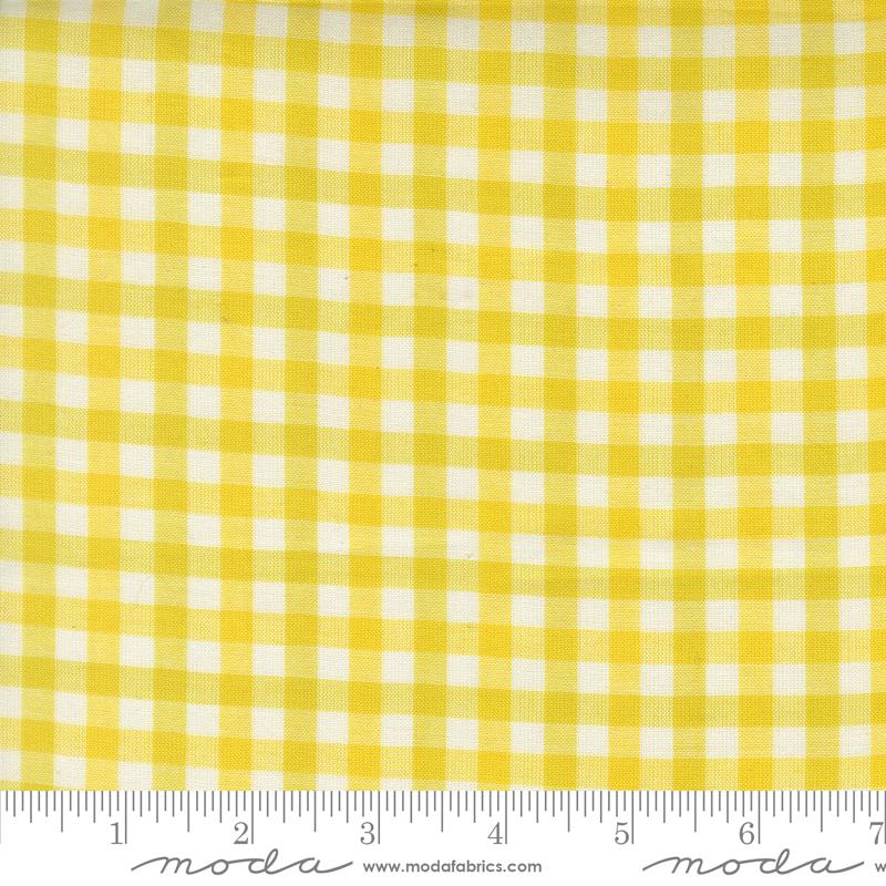 Popcorn Wovens Plaid Lemon - Quilt Fabric, zoomed in. Select this picture to zoom back out.