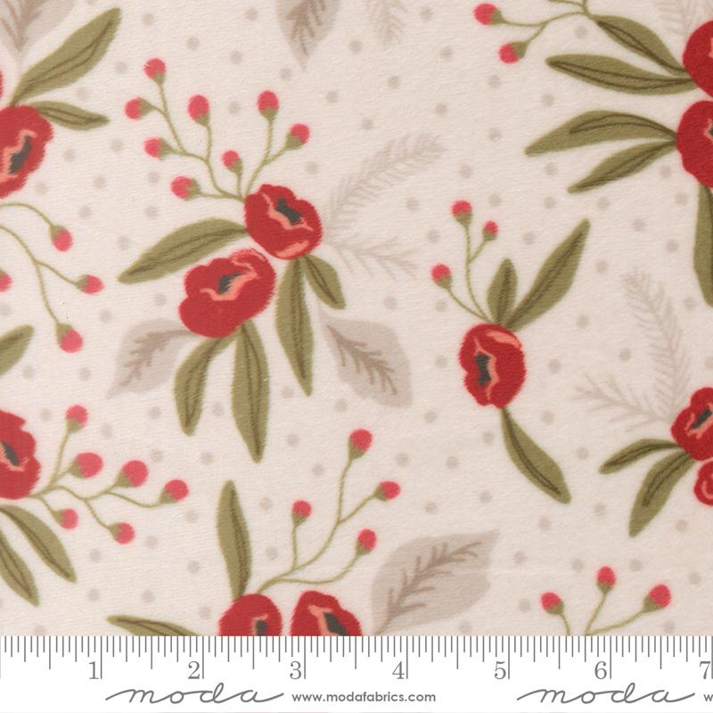 Christmas Eve Cuddle Berry Snow - Quilt Fabric